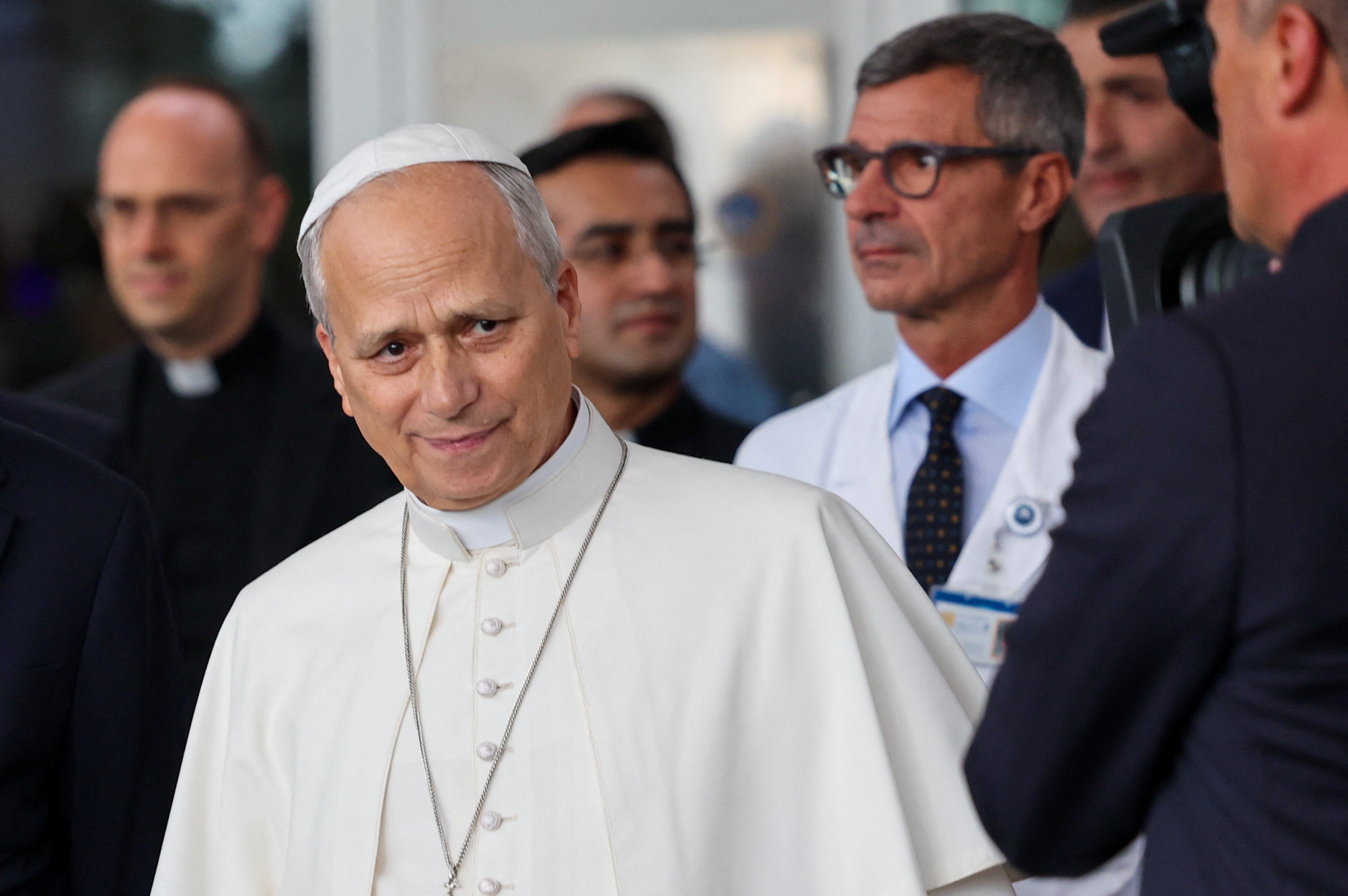 Papa Leão XIV deve ser submetido a imunoterapia contra câncer | G1