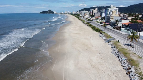 Sesc PR realiza programação ao Dia Mundial de Limpeza de Rios e Praias -  Jornal do Oeste