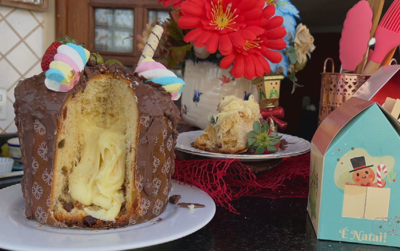 Panetone de Maracujá: Prato do Dia ensina como fazer bolo de Natal que mistura chocolate e frutas cristalizadas