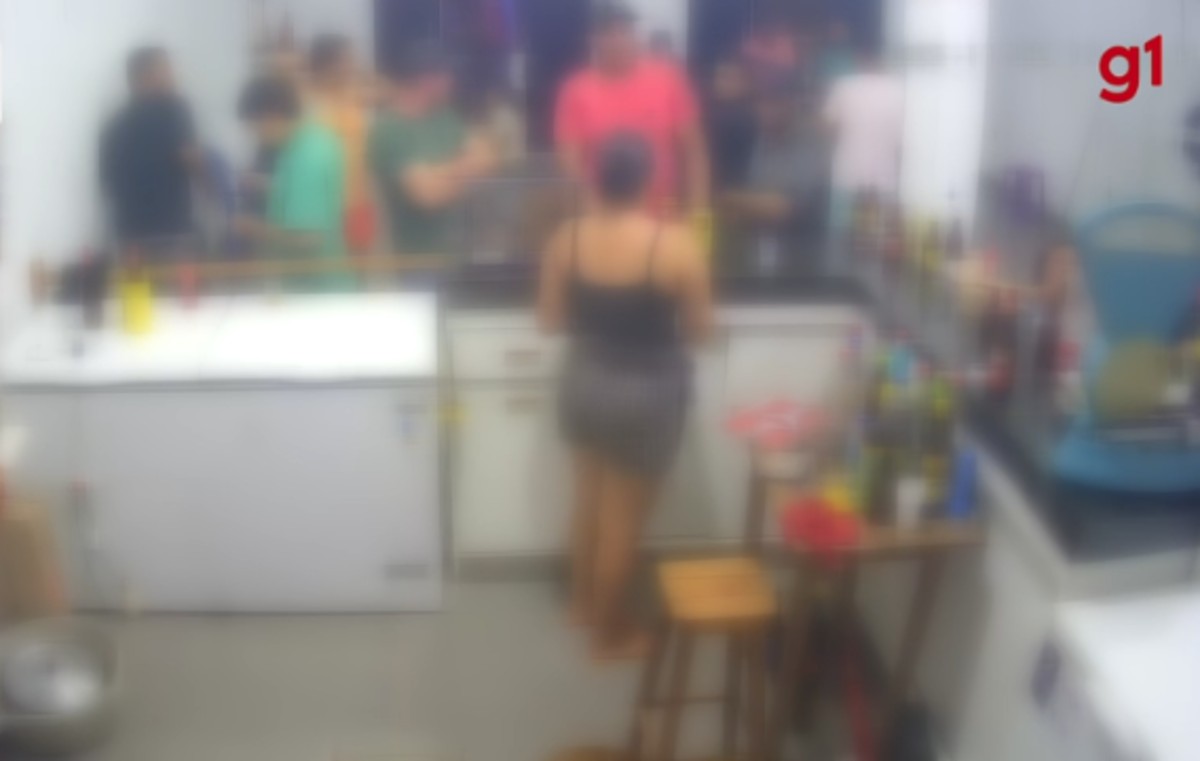 Câmera de segurança flagra homem sendo morto a tiros em bar na zona rural de Grão Mogol; vídeo