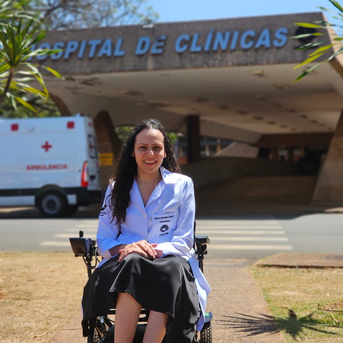 Primeira estudante de enfermagem cadeirante da Unicamp transforma vivência na saúde em pesquisa: 'Acesso é para todo mundo'