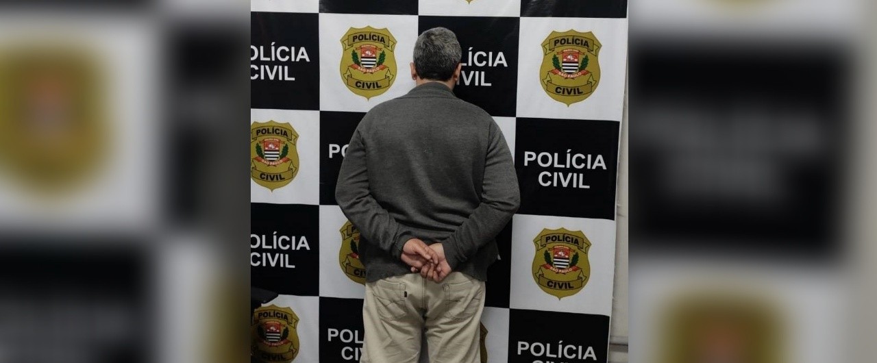 Professor acusado de estuprar 18 alunas é preso após se esconder debaixo de sofá em Catanduva e ficar quase três anos foragido