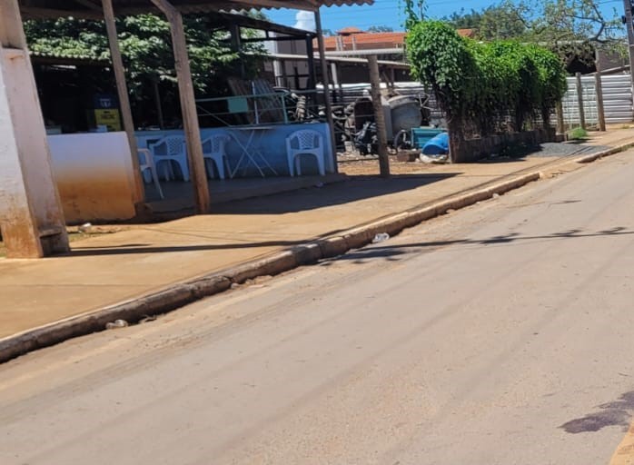 Suspeito de matar homem a facadas em frente a um bar é preso em casa de familiares na zona rural de Engenheiro Navarro