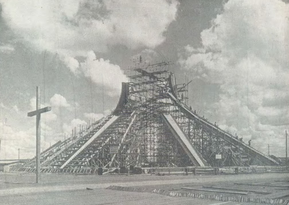 Catedral em construção, em 1960. — Foto: Revista Brasília/Arquivo Público do DF