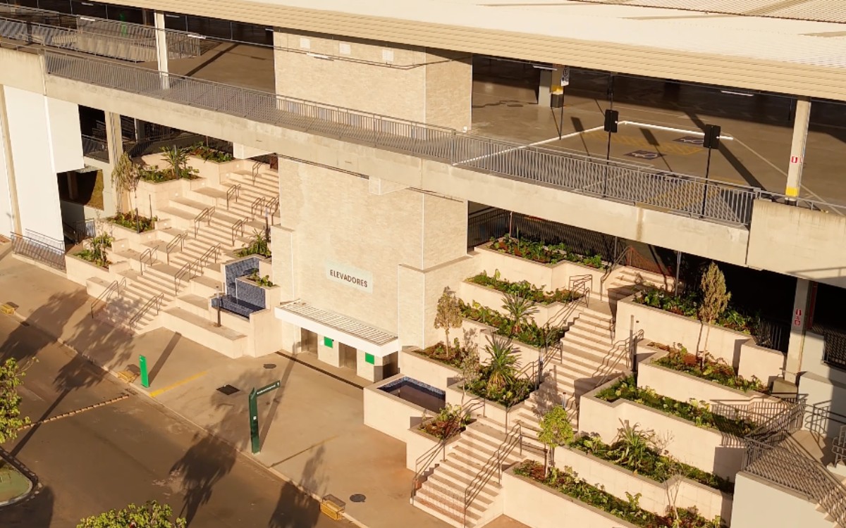 Shopping Uberaba inaugura Deck Park Estacionamento 