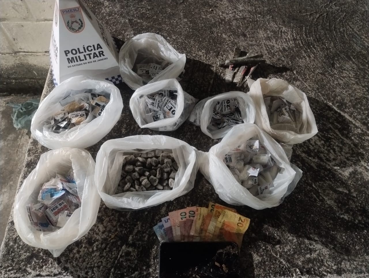 Drogas são apreendidas em Barra do Piraí