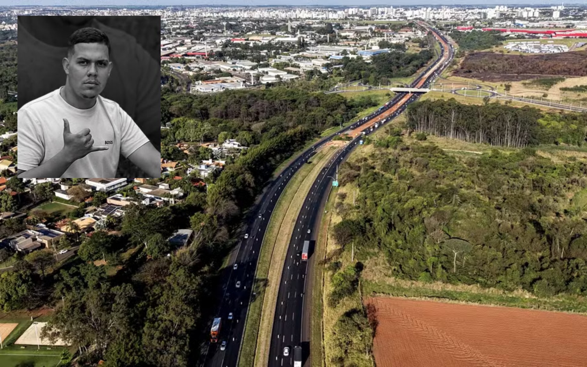 Jovem de 21 anos morre após bater na traseira de furgão na Rodovia Washington Luís em Rio Preto