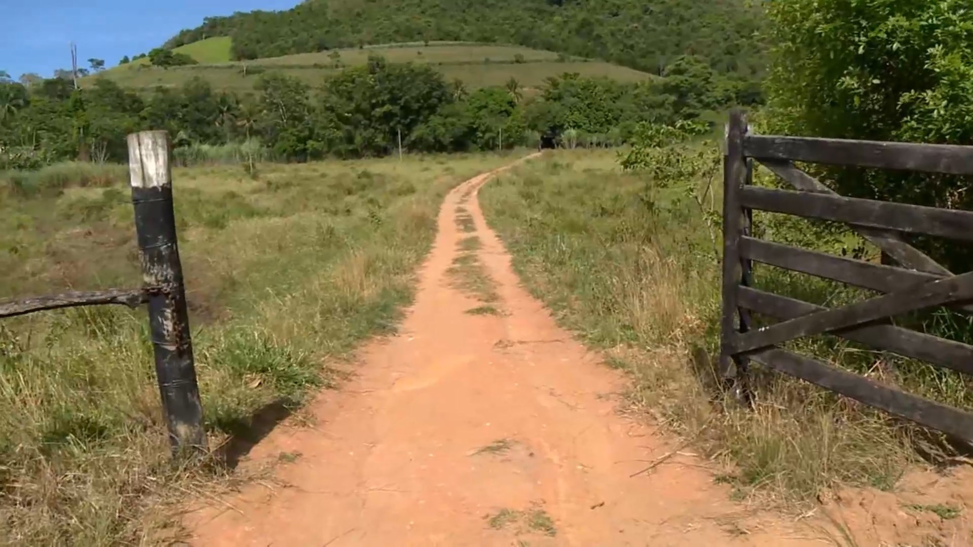 Vaqueiro é morto a tiros em emboscada enquanto ia para o trabalho em fazenda no ES