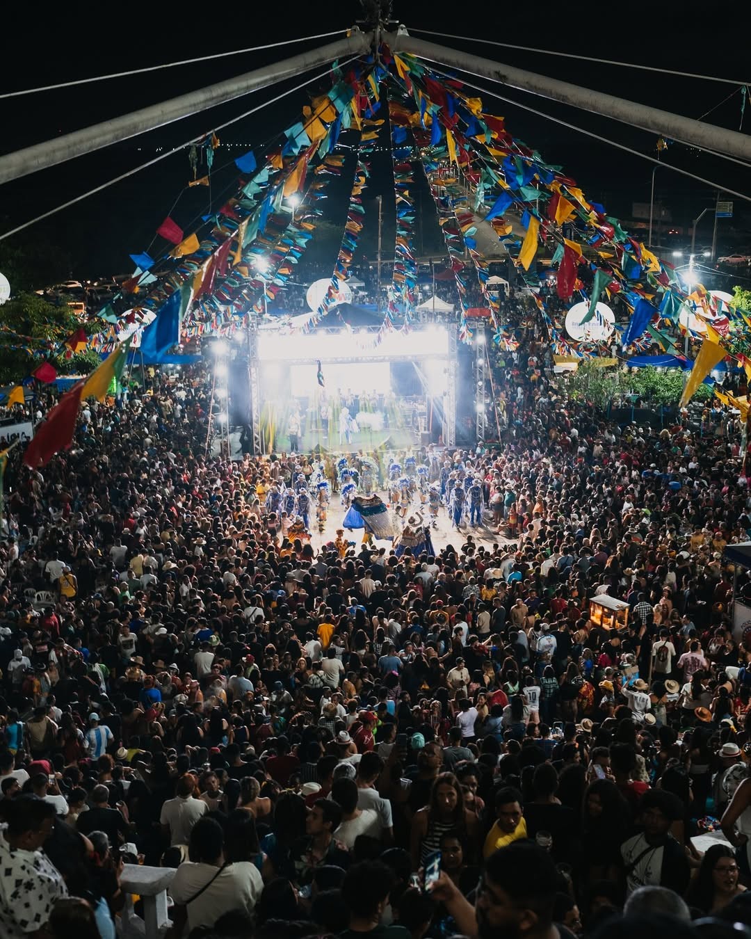 Milhares de devotos e grupos de bumba meu boi prestam homenagens a São Pedro em São Luís; veja fotos 