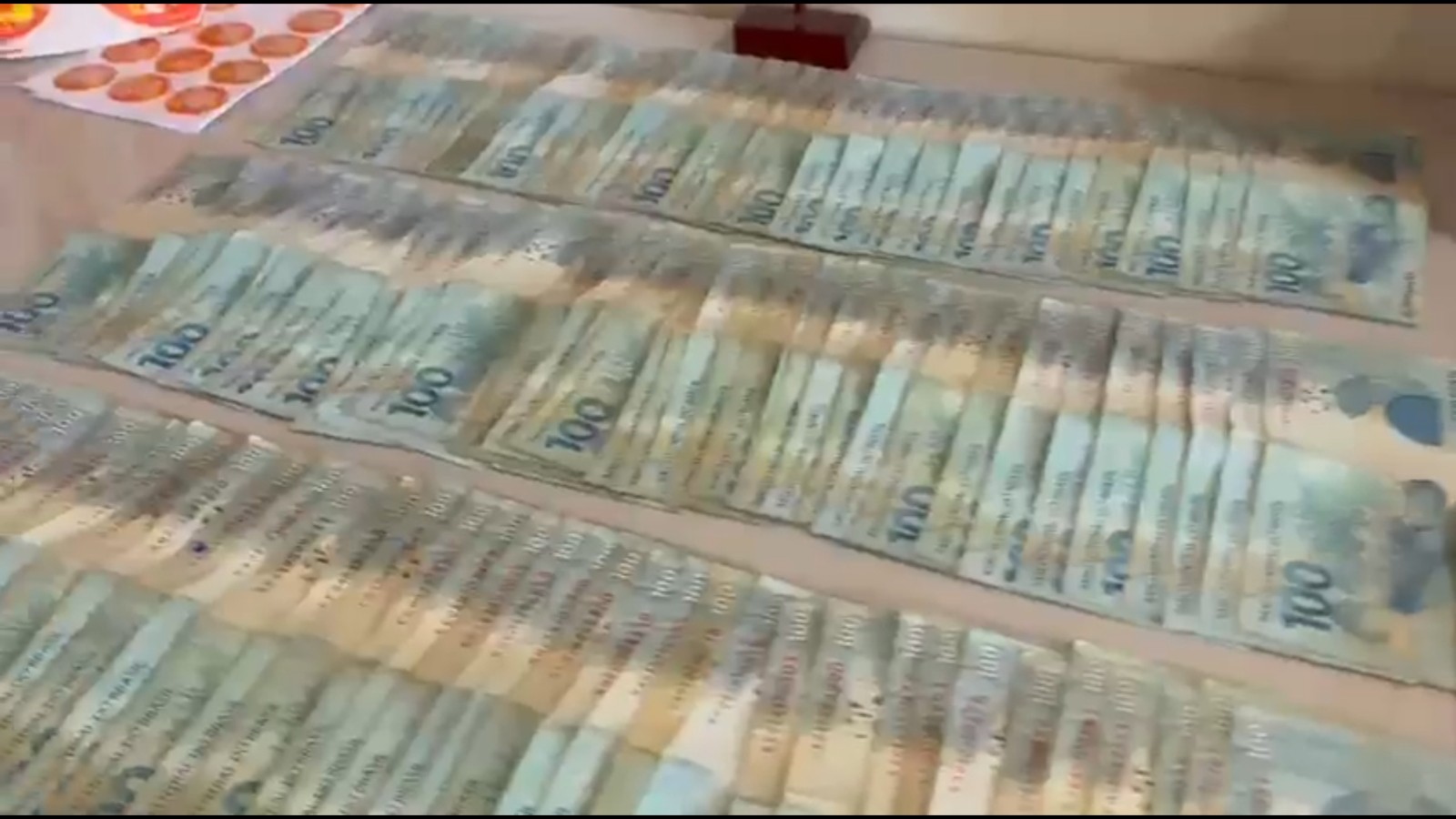 Dois homens são presos com R$ 12 mil em espécie suspeitos de compra de votos no interior do Ceará