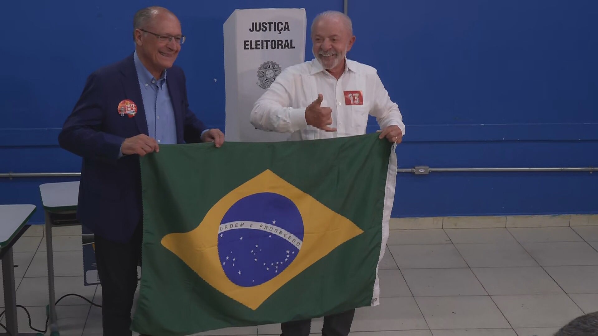 Lula vota em São Bernardo do Campo