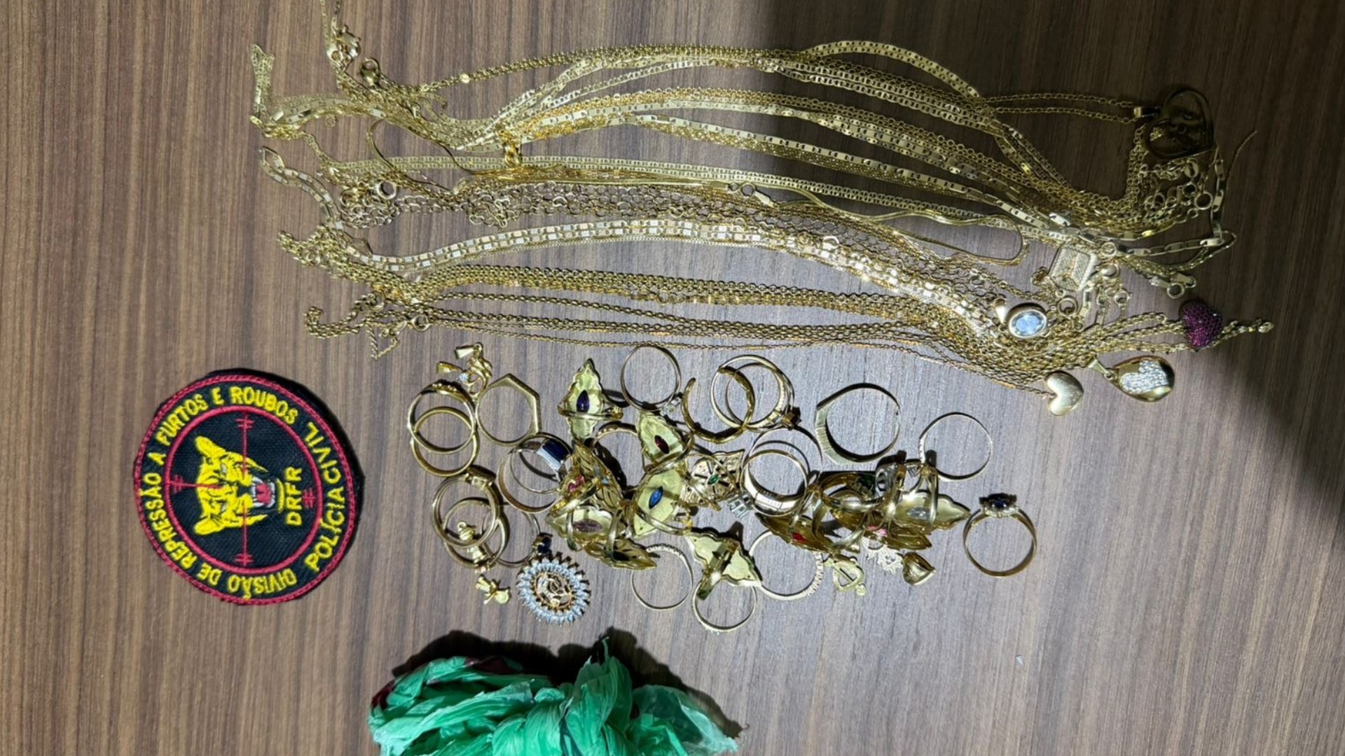 Mulheres são presas em flagrante após roubo a joalheria em Belém