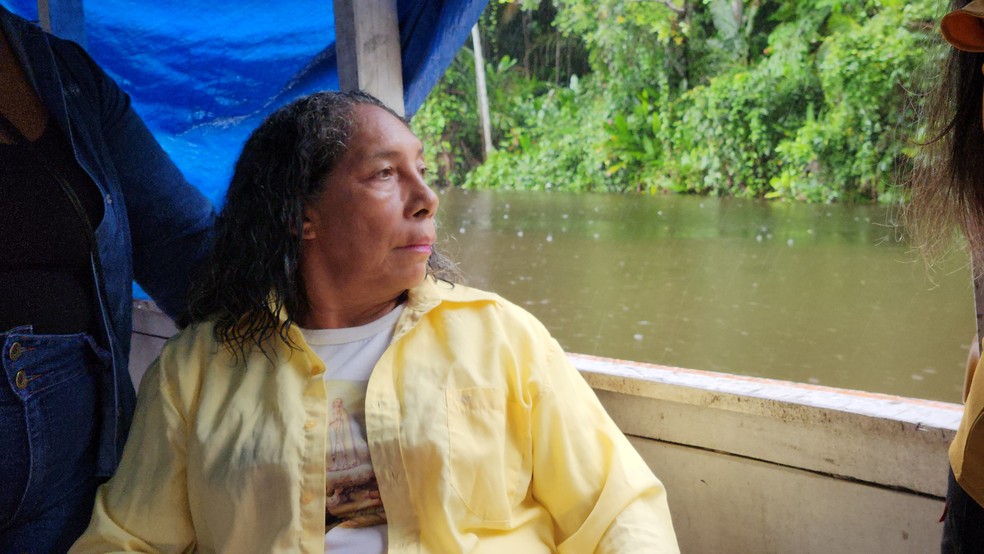 Raimunda Bousse Nobre, na Vila Vistosa da Madre de Deus, no Amapá — Foto: Rafael Aleixo/g1