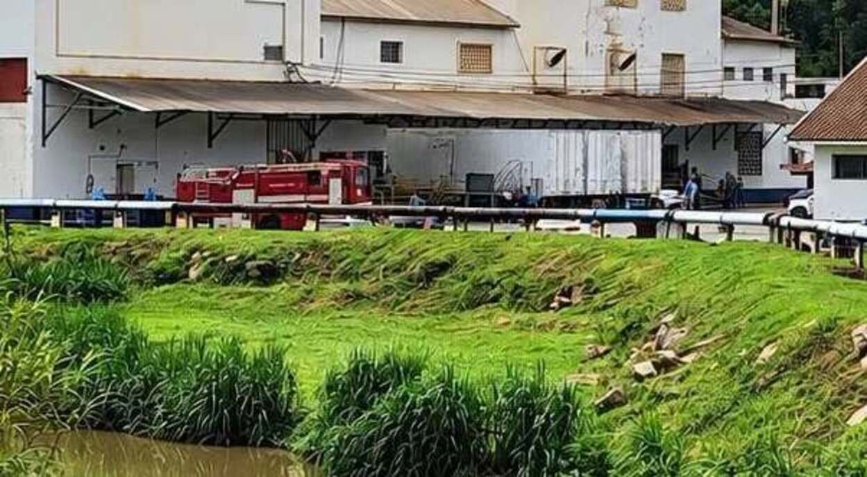 Duas pessoas morrem em explosão em usina no interior de SP