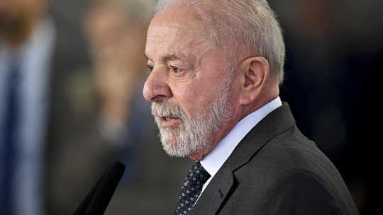 Em meio a críticas por gastos, Lula se hospeda em embaixada na Argentina - Foto: (Ton Molina/FotoArena/Estadão Conteúdo)