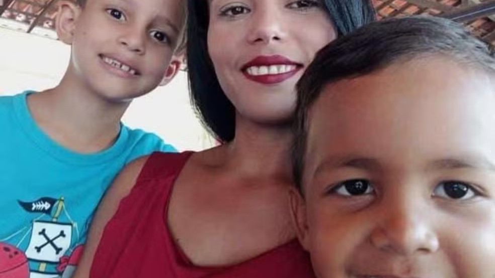 Mãe e filhos são assassinados a facadas em Paquetá; ex-companheiro da mulher está preso — Foto: Reprodução