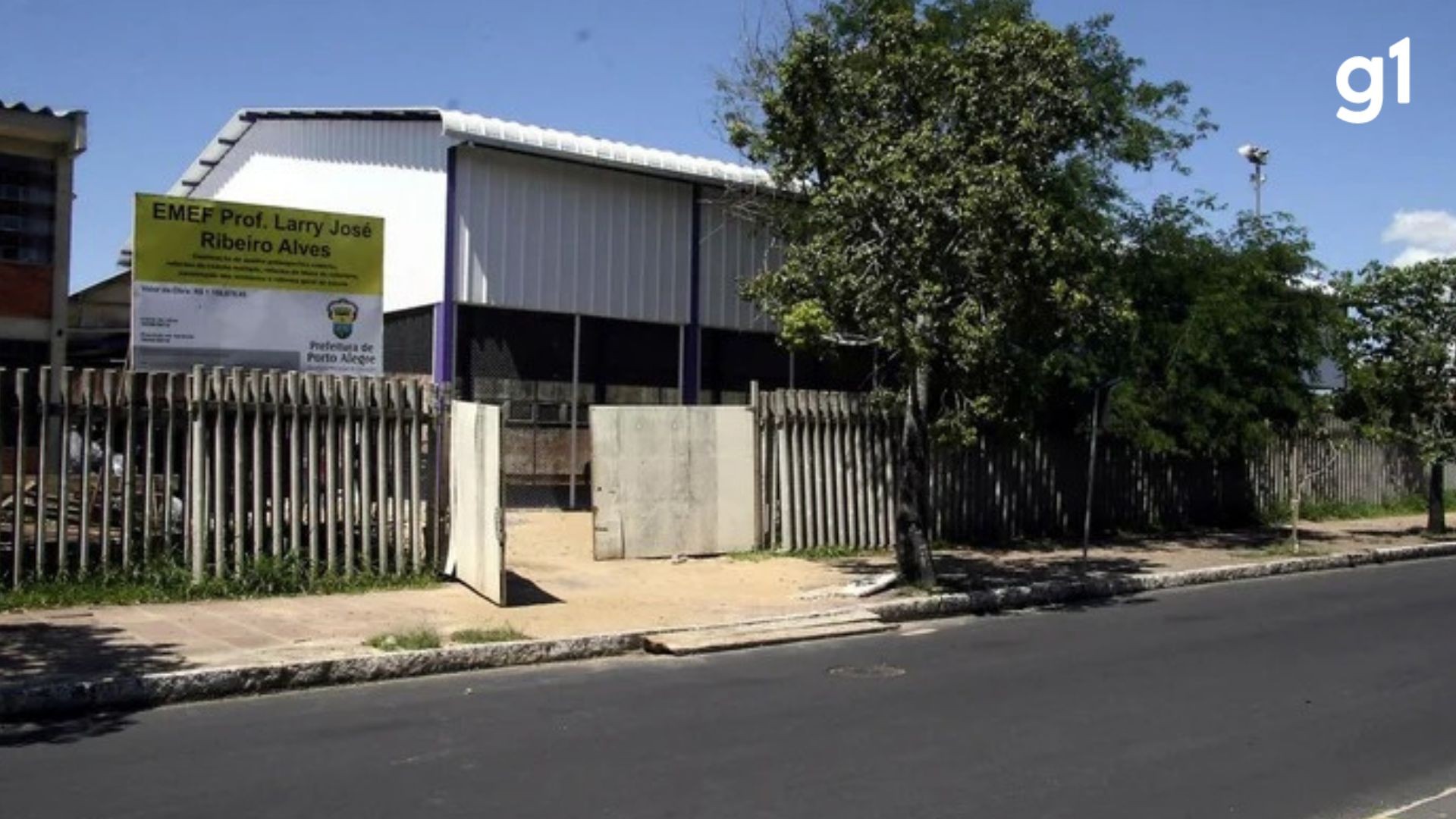 Surto de Covid-19 entre professores suspende aulas por dois dias em escola de Porto Alegre