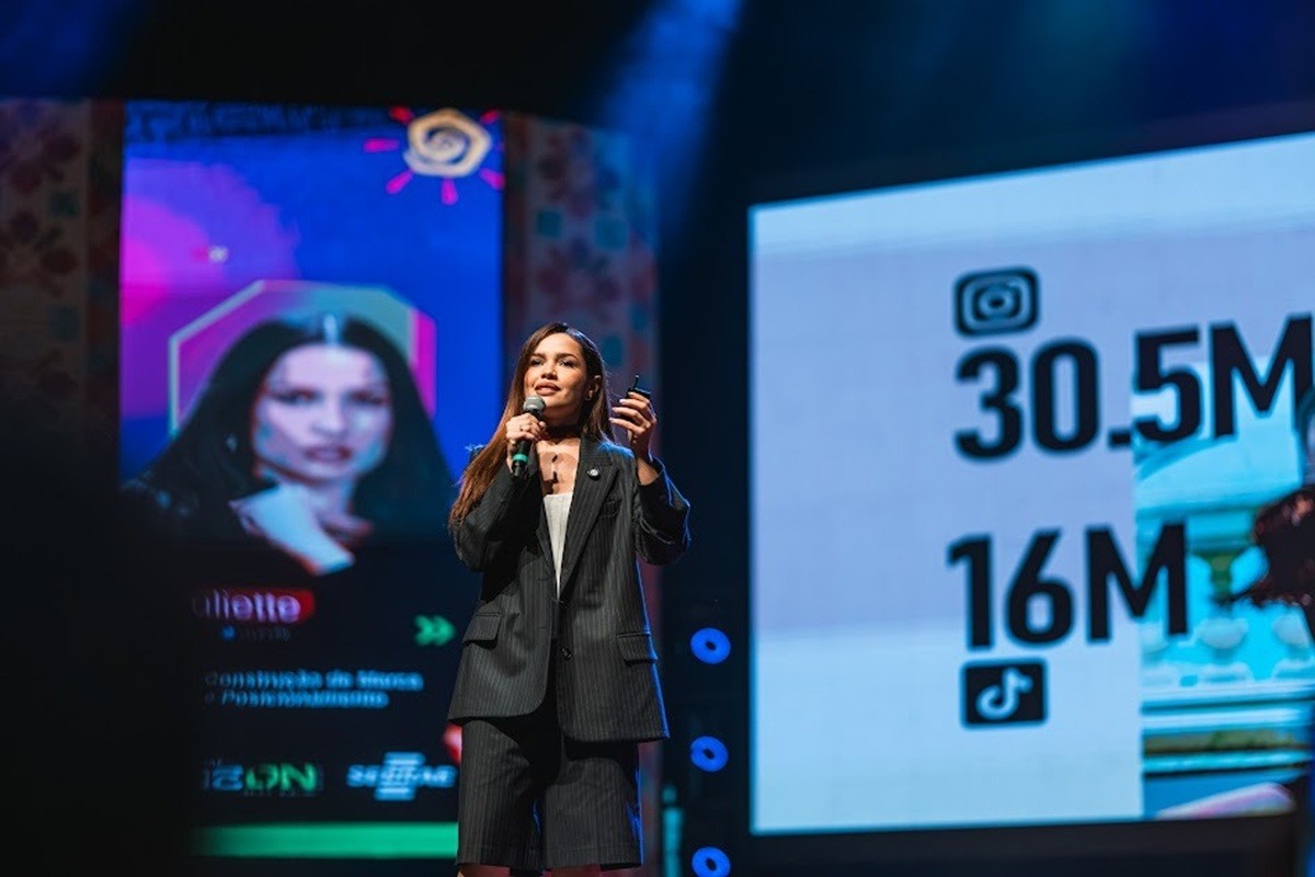 Juliette encerra NEON 2026 em Maceió e destaca responsabilidade do influenciador nas redes 