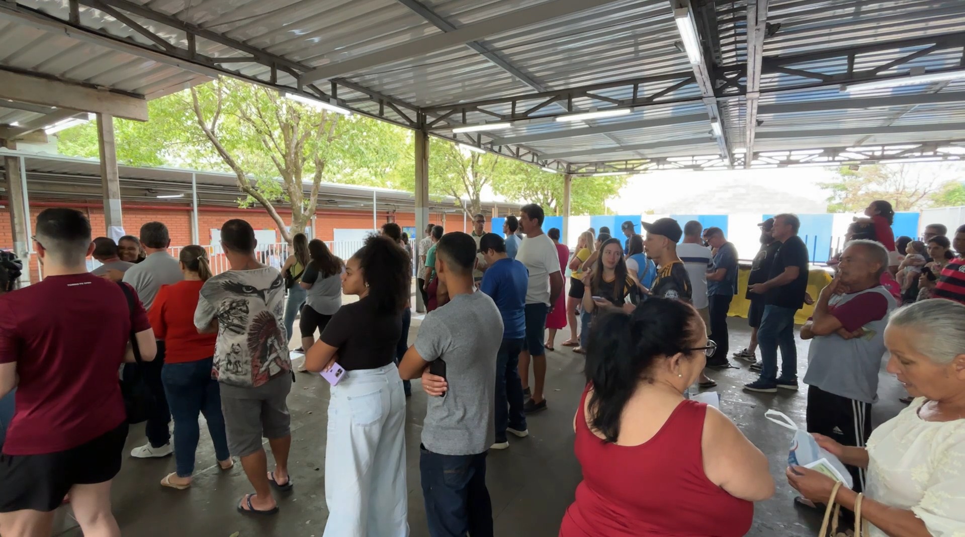 Eleições 2026: eleitores enfrentam filas de até 1h20 para votar na região de Piracicaba; veja