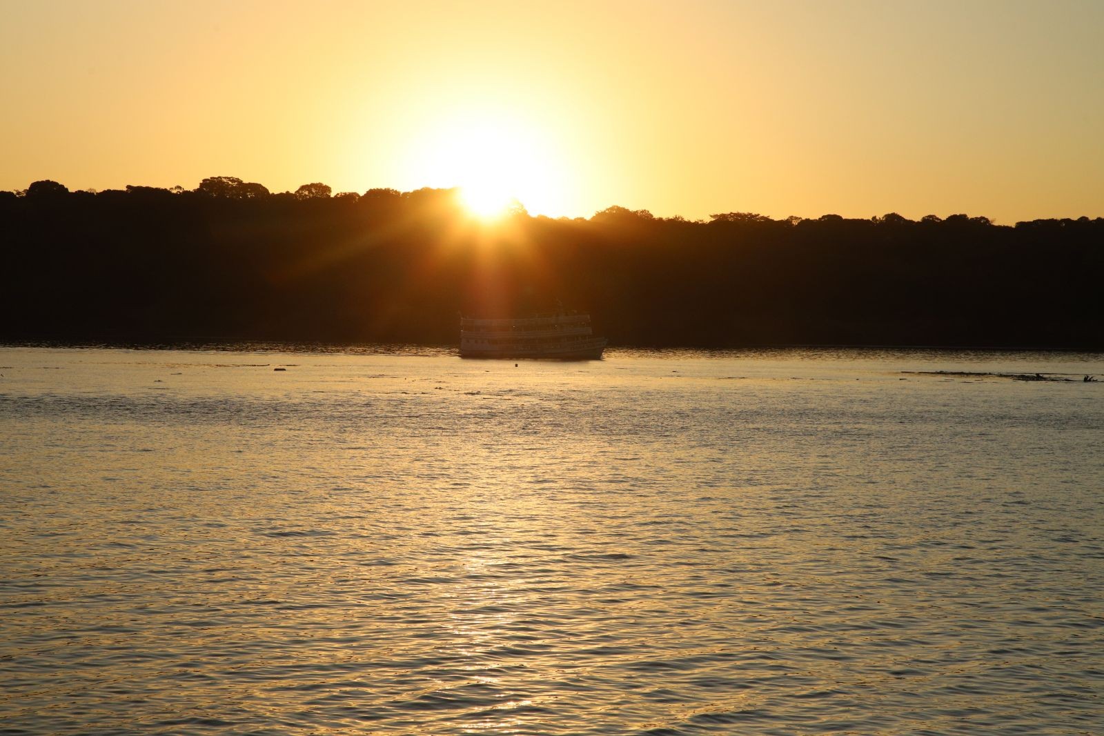 Passeios de barco voltam ao complexo da Madeira-Mamoré no aniversário de Porto Velho