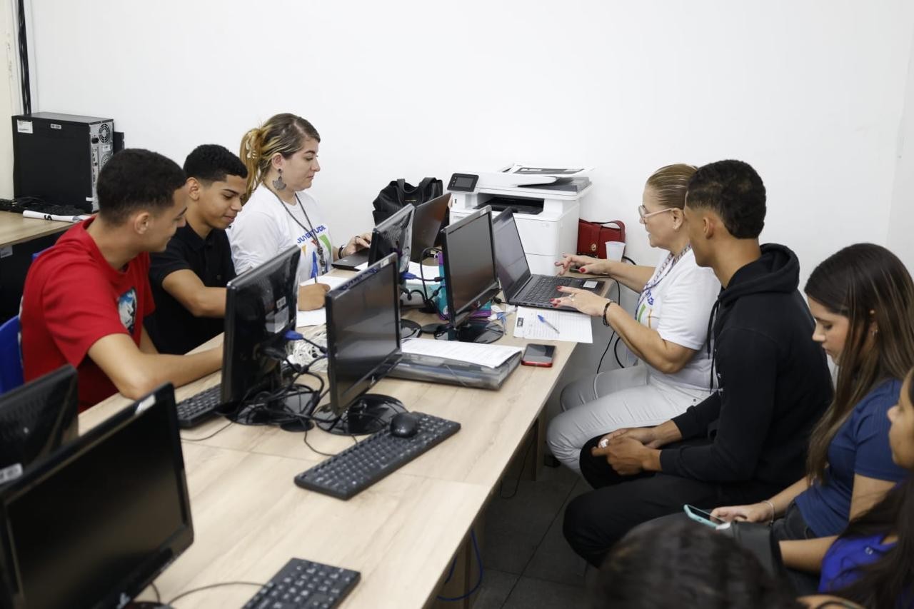 Petrolina oferece cursos gratuitos na área digital para jovens 