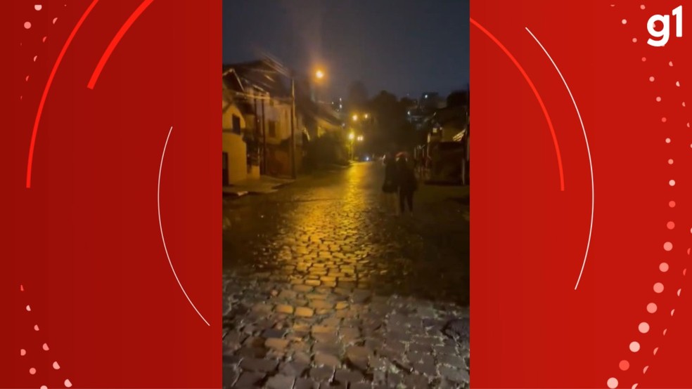Moradores registraram tremores de terra em Caxias do Sul — Foto: Reprodução/Redes sociais