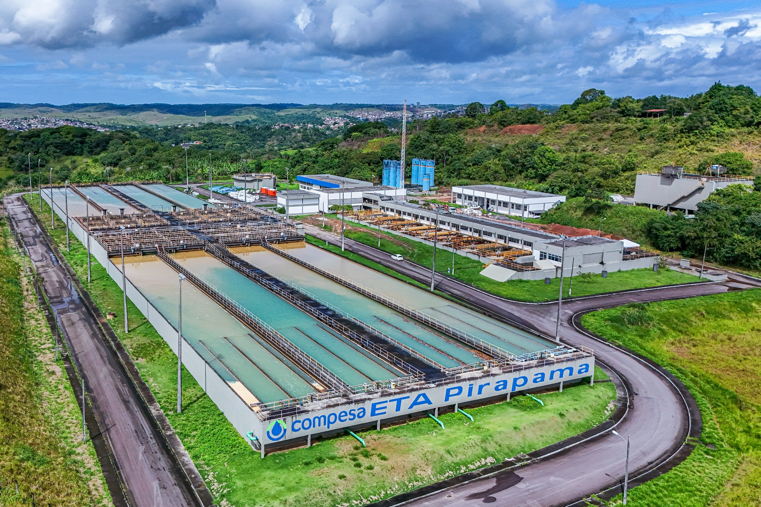 Mais de 80 bairros no Grande Recife ficam sem água após Compesa identificar falha em estação de tratamento; veja locais