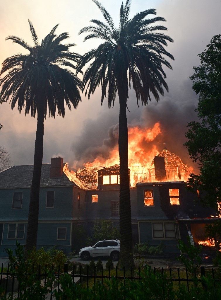 Nos EUA há dois anos, sul-mato-grossense fala sobre incêndios em Los Angeles: 'situação é catastrófica'