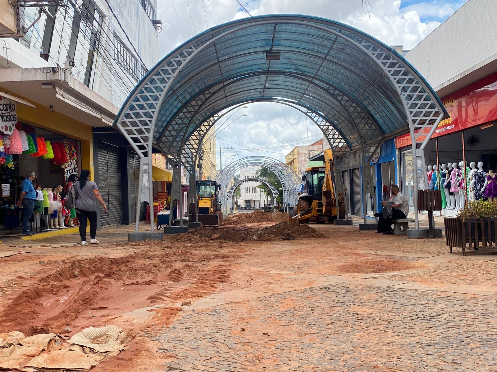 Revitalização do Calçadão da Batista de Carvalho em Bauru é retomada ...
