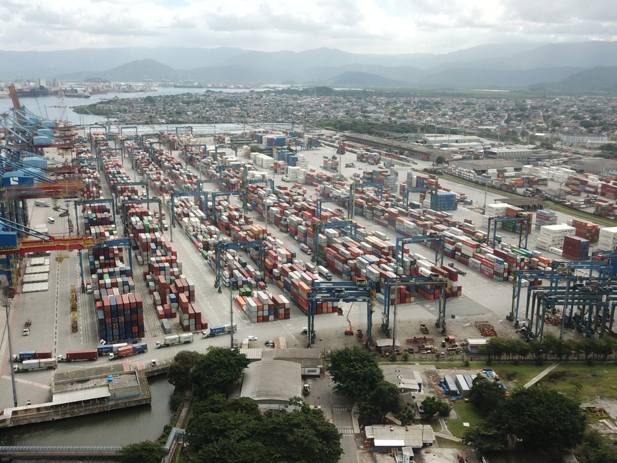 Guarujá, SP, abre 350 vagas para capacitação em logística portuária; veja como se inscrever