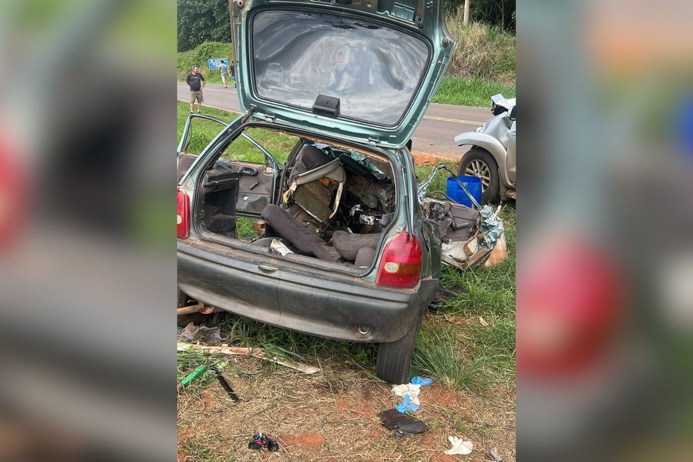 Acidente na Rodovia Vicinal Domingos Antunes Guimar&atilde;es em Piacatu (SP) &mdash; Foto: Arquivo pessoal