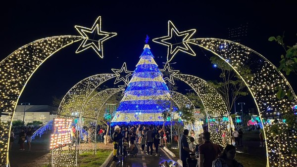 Parque Linear também recebe decoração natalina - Vero