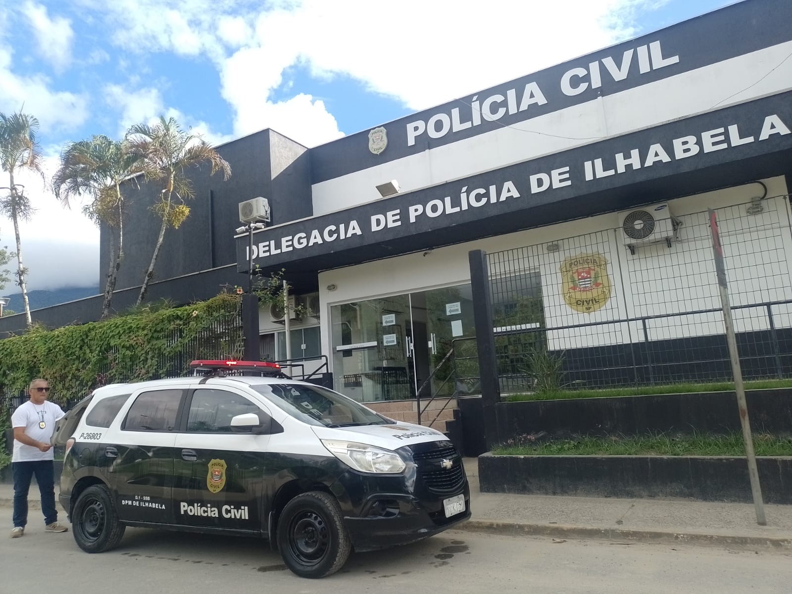 Casal é preso acusado de abusar sexualmente de menina de 4 anos em Ilhabela, SP