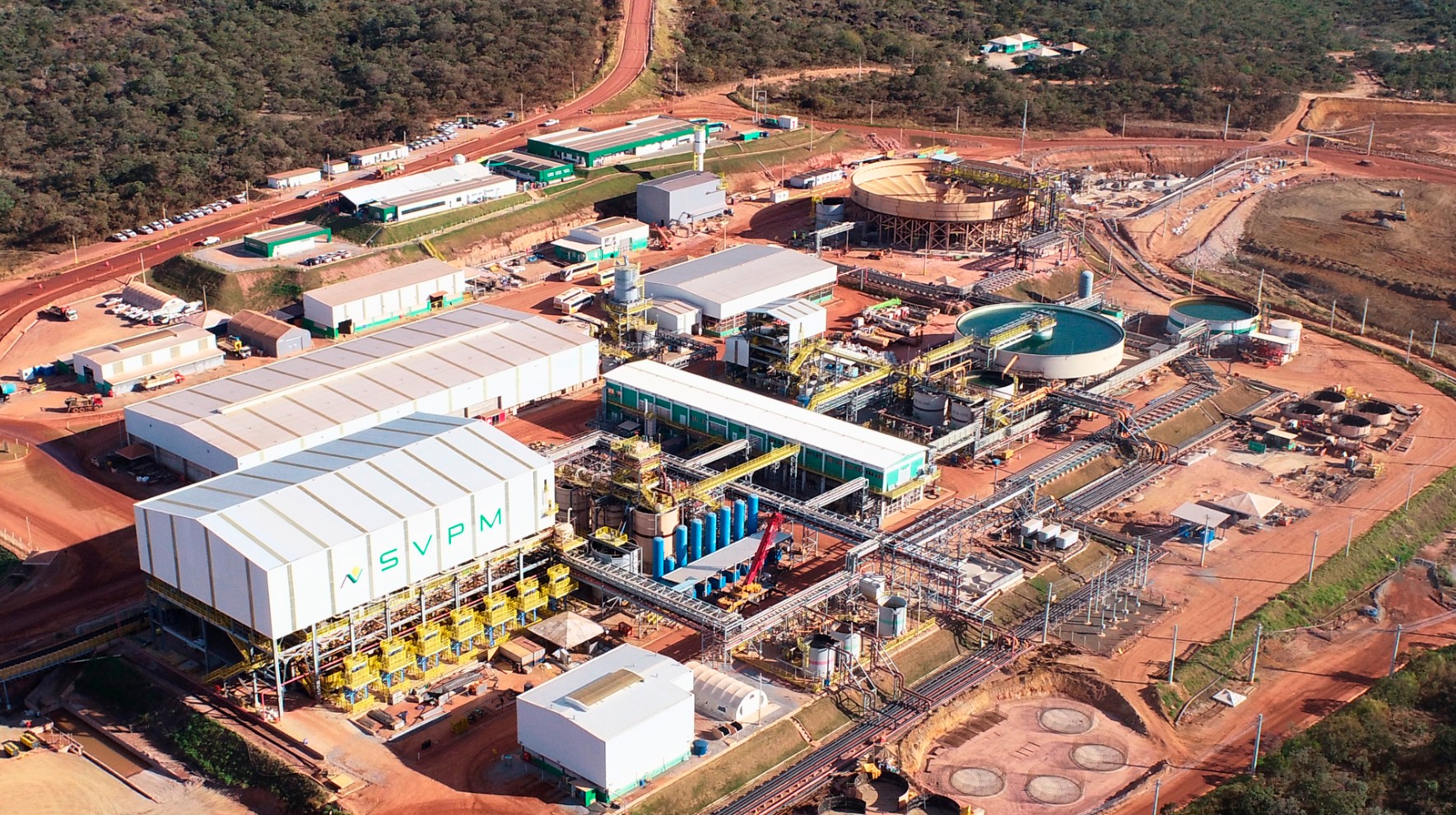Empresa dos EUA avança para comprar única mineradora de terras raras do Brasil com aporte de R$ 3,8 bi do governo americano