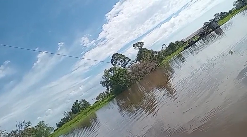Barco colide contra fio de alta tensão e homem morre eletrocutado no interior do Amazonas