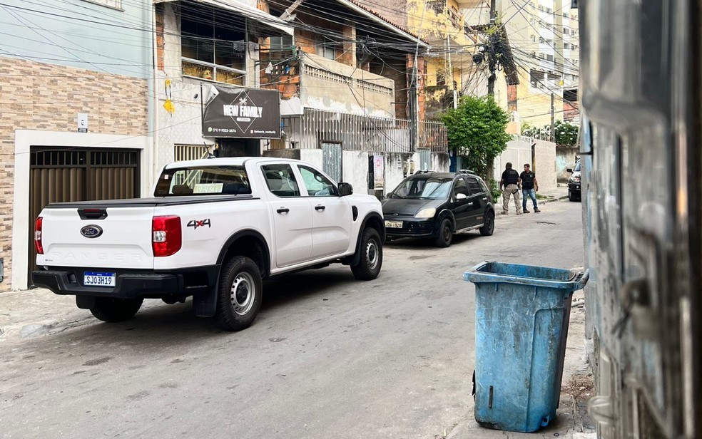 Homem é preso na BA em operação contra grupo suspeito de extorquir dinheiro de autoridades que acessavam pornografia — Foto: Divulgação/PCDF