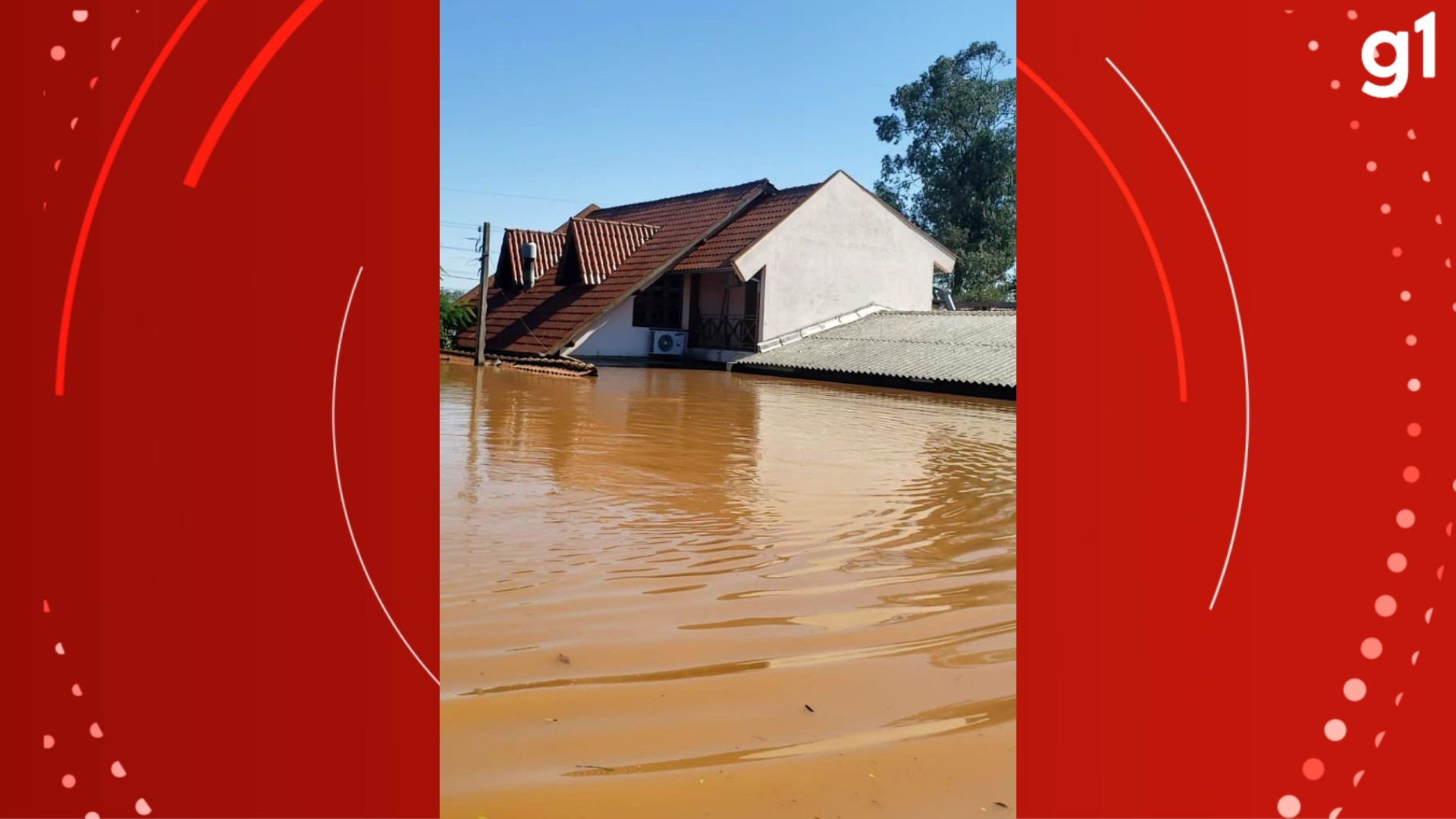 Prefeito de São Leopoldo tem casa afetada pela enchente e lamenta: 'Perdi minha história'