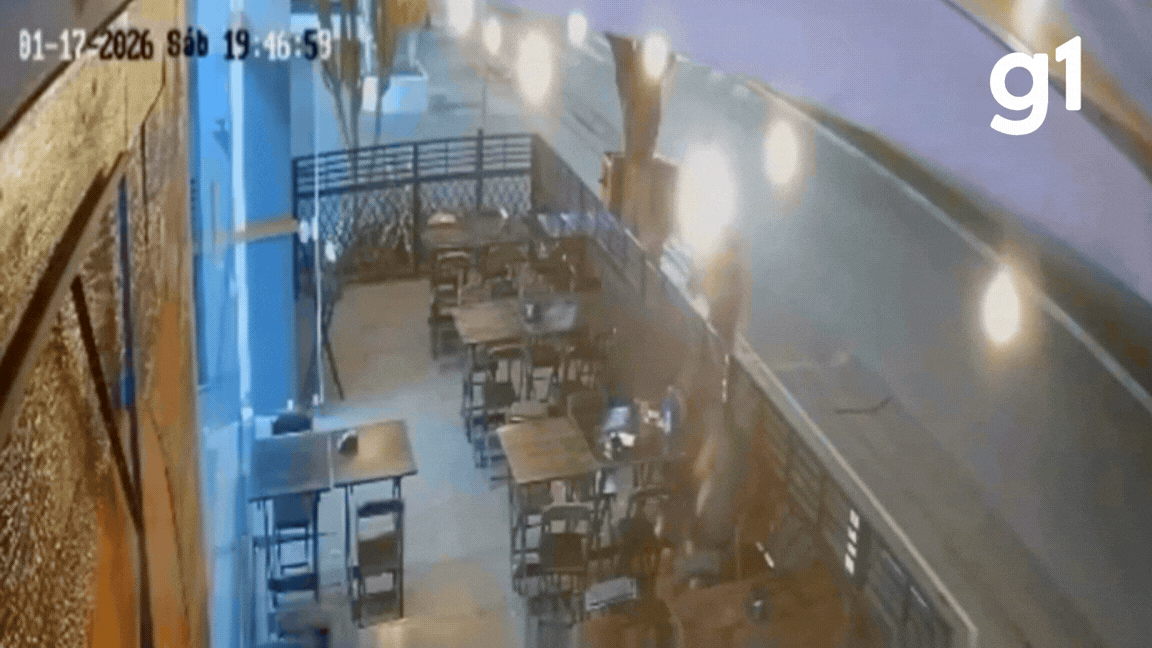 Homem é executado a tiros dentro de bar e tem casa incendiada em MT por vingança; veja vídeo