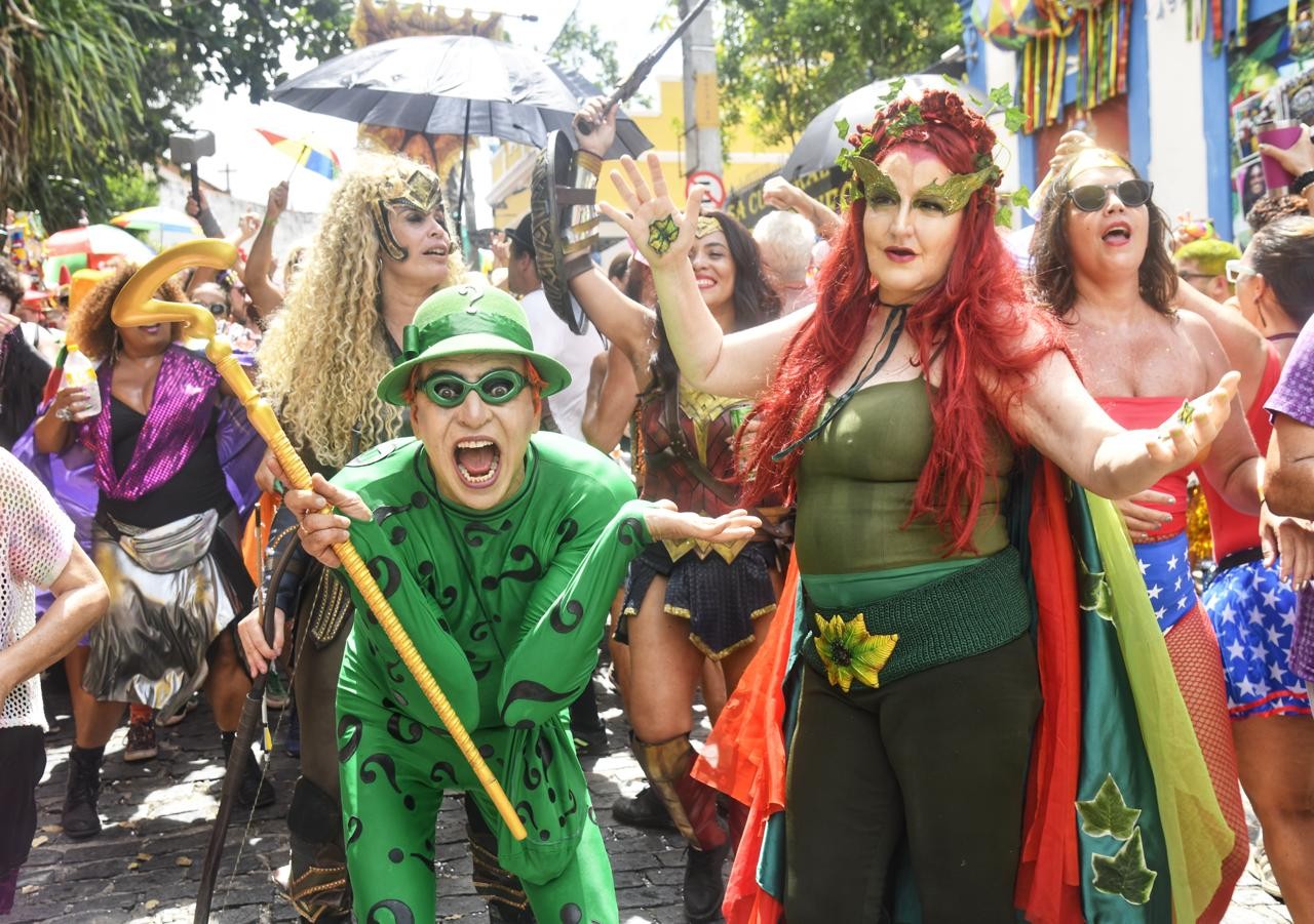 Carnaval 2026: saiba se é feriado, dia normal ou ponto facultativo na sua capital