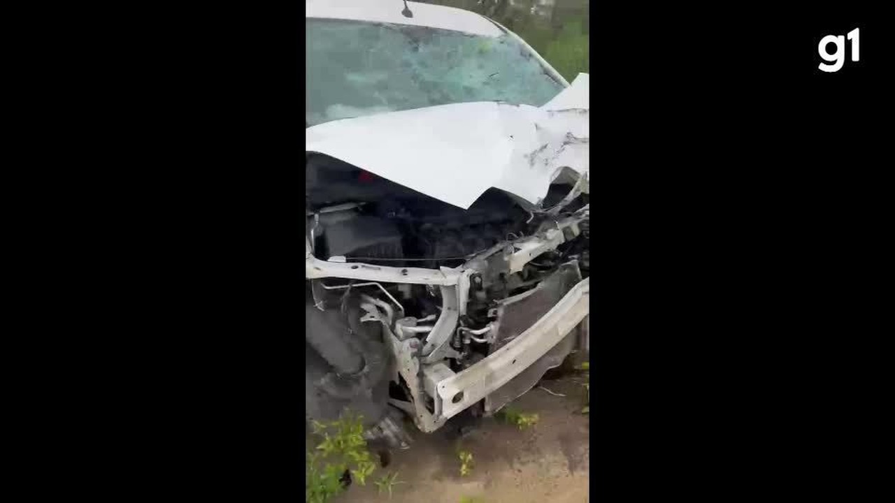 Casal morre após acidente entre dois carros e moto na PE-149, em Altinho