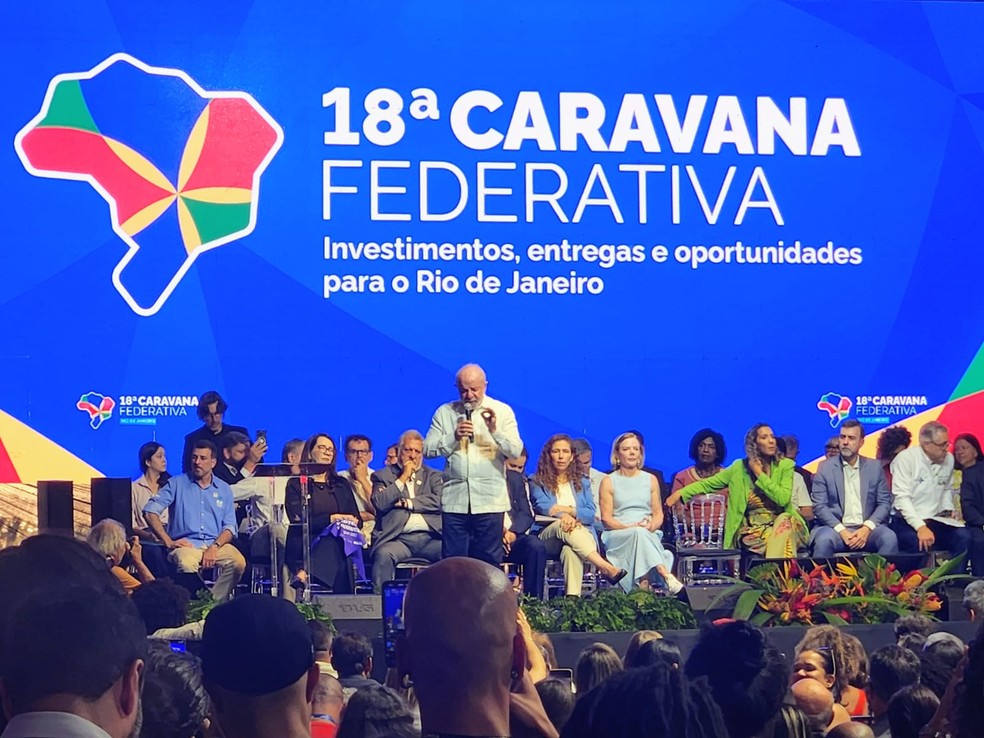 Lula participa da Caravana Federativa em Niterói — Foto: Raoni Alves/g1 Rio
