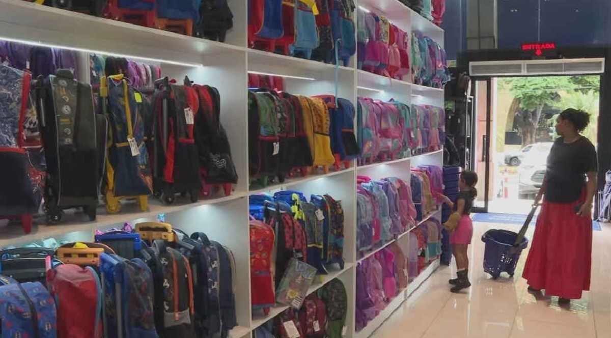 Pesquisa do Procon aponta variação de até 115% em preços de material escolar em Presidente Prudente