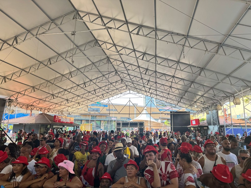 Apuração do Grupo Especial na Cidade do Samba — Foto: Rafael Nascimento / g1 Rio