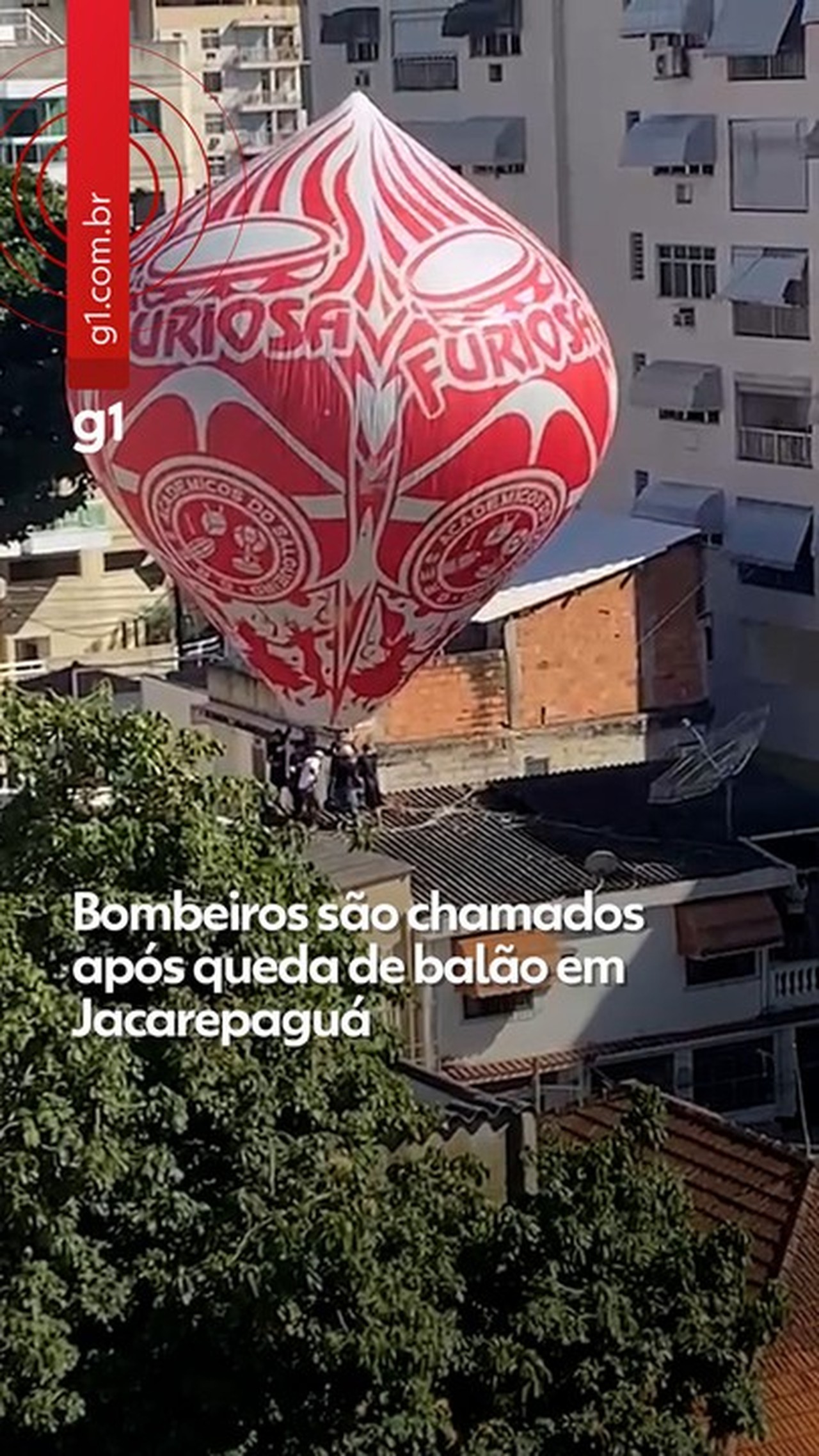 Balão cai sobre casa em Jacarepaguá, Zona Sudoeste