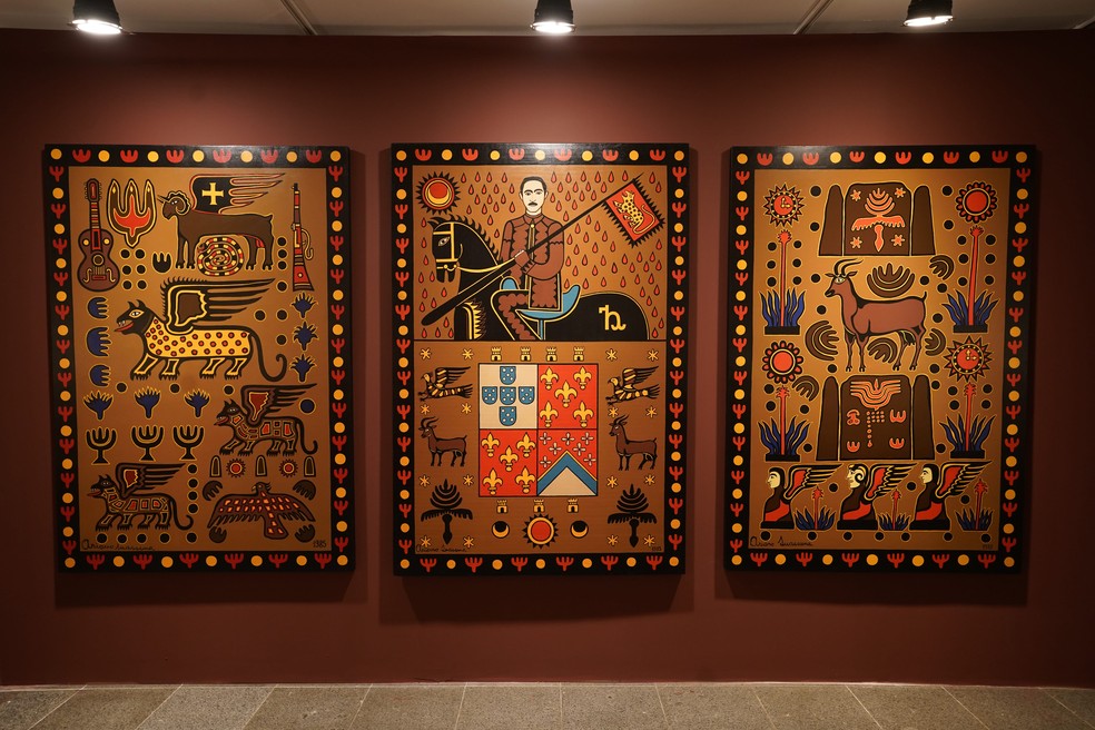 Mostra "Movimento Armorial 50 anos" também apresenta obras de Ariano Suassuna enquanto artista plástico — Foto: Cláudio Gerber