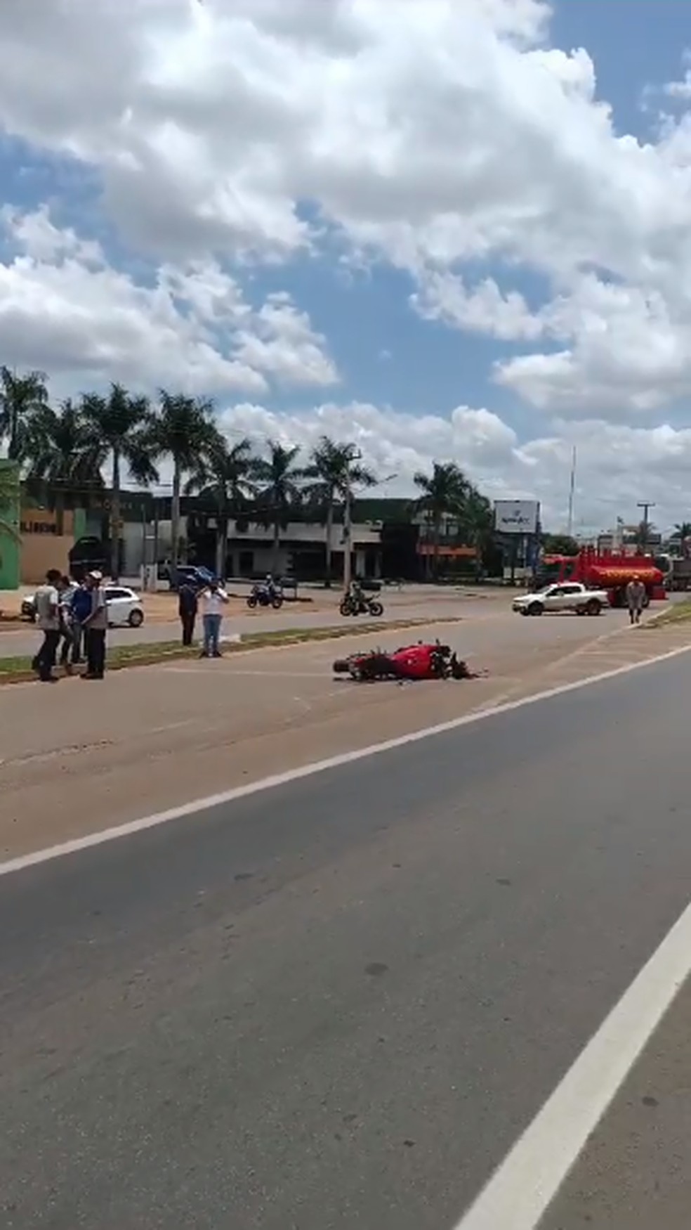 Motociclista, de 28 anos, morreu em acidente com carreta — Foto: Reprodução