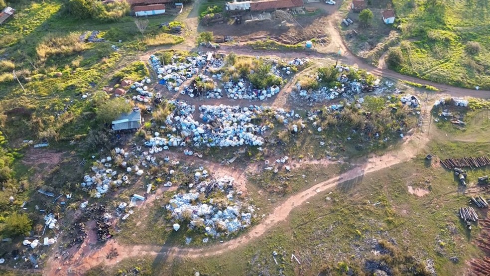 Prefeitura de Marília é multada pela Cetesb por queima irregular de lixo em área turística — Foto: Rafael Martins/Divulgação