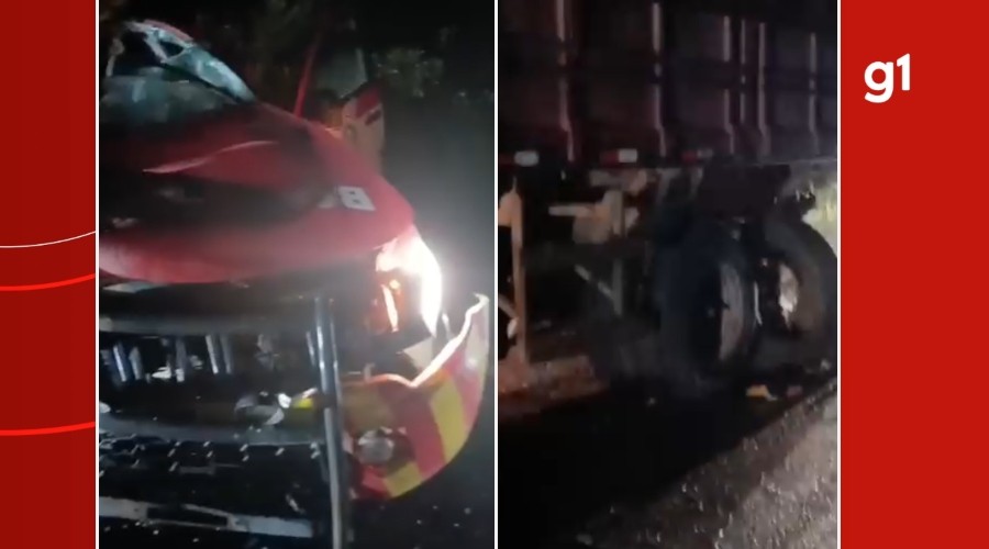 Soldado do Corpo de Bombeiros do AM morre após viatura bater em carreta na BR-319; VÍDEO
