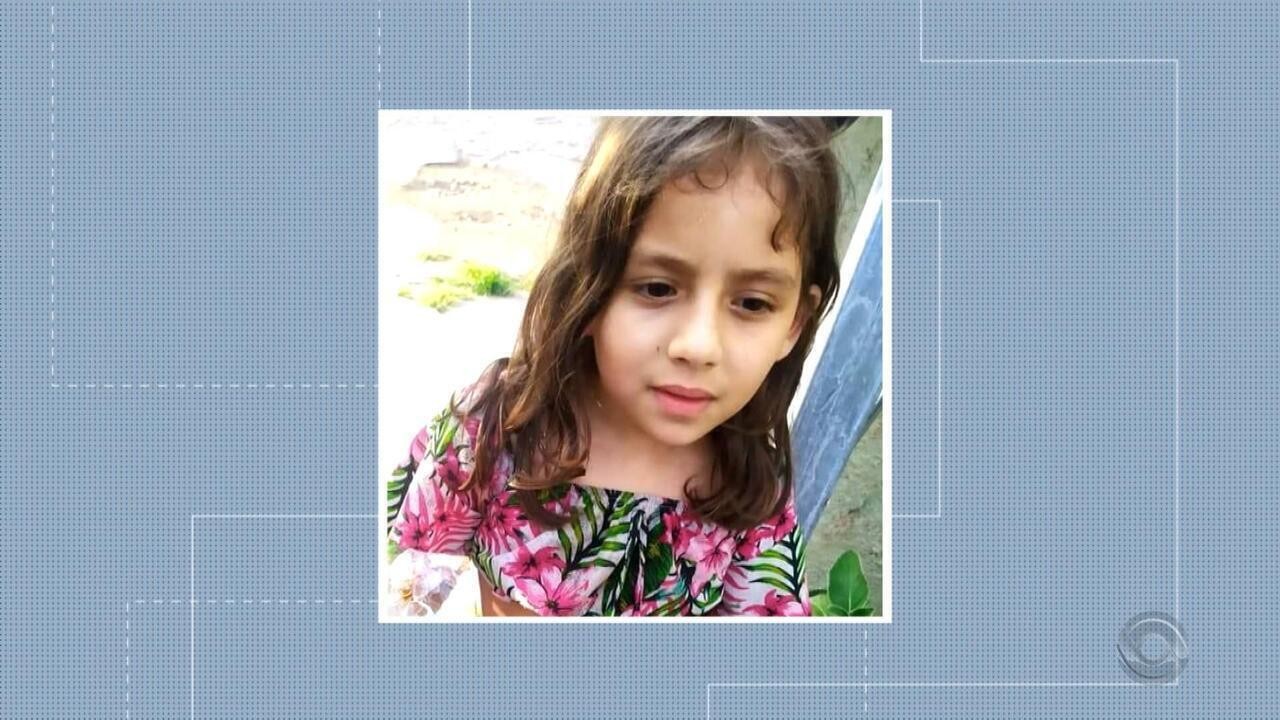 Mãe De Menina Encontrada Morta Em Contêiner De Lixo é Solta Diz