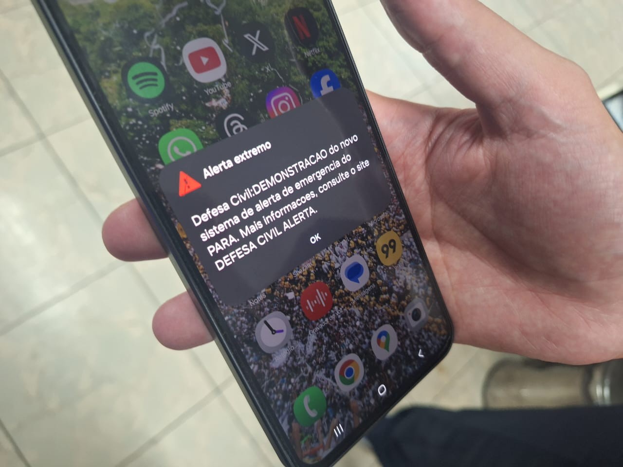 Defesa Civil realiza teste na região Norte e moradores de Belém relatam susto